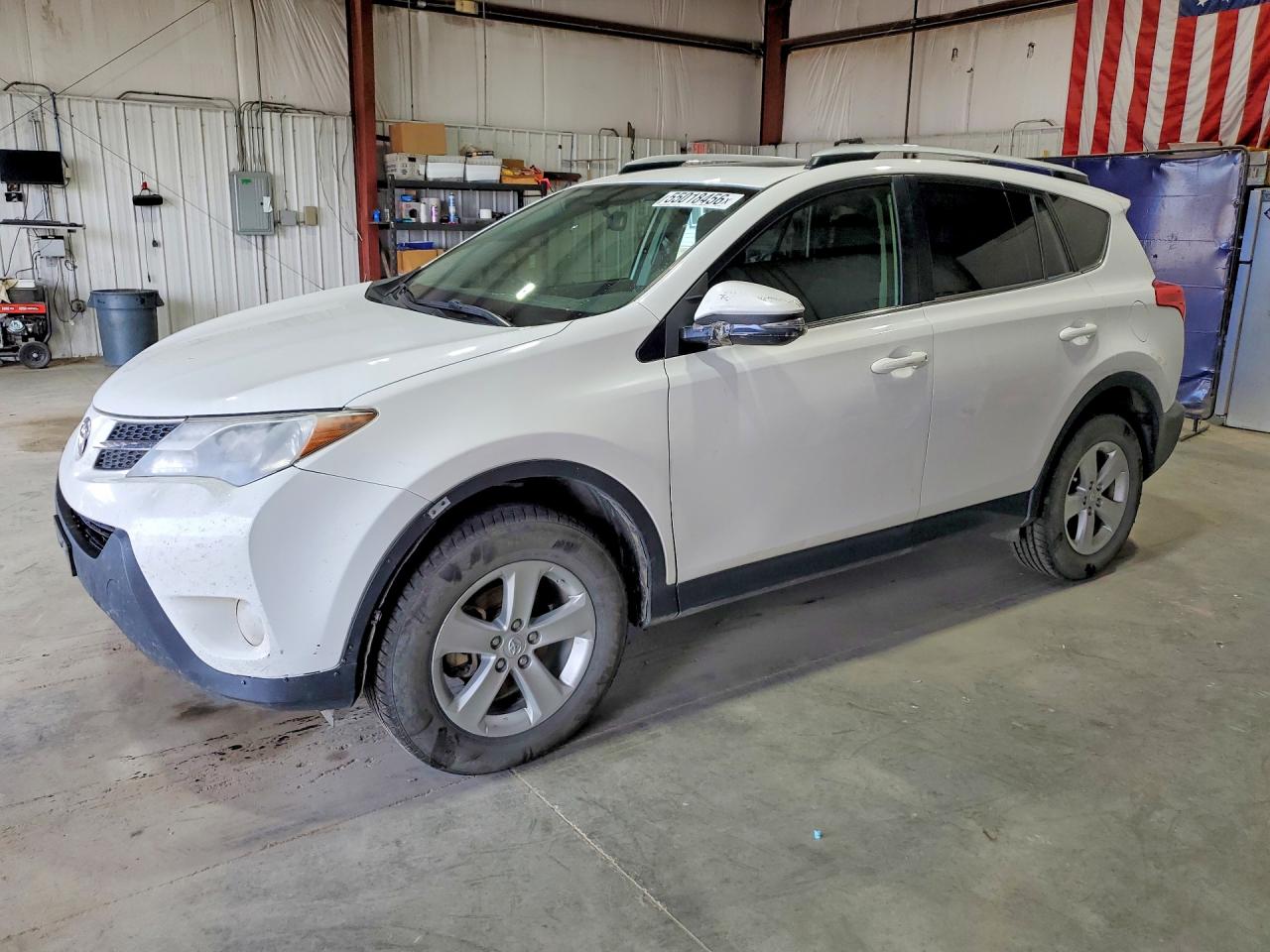Salvage Toyota RAV4 Image