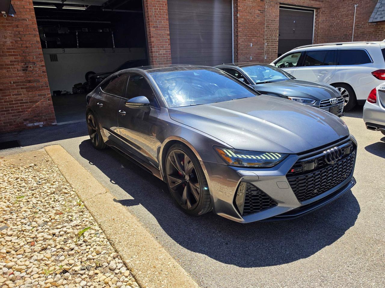 Salvage Audi S7 Image
