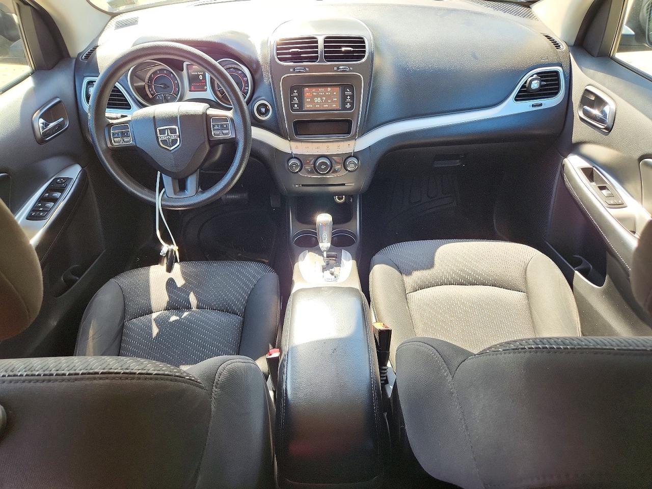 Dodge Journey Sxt