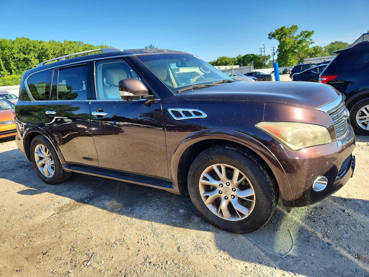 INFINITI Qx Base