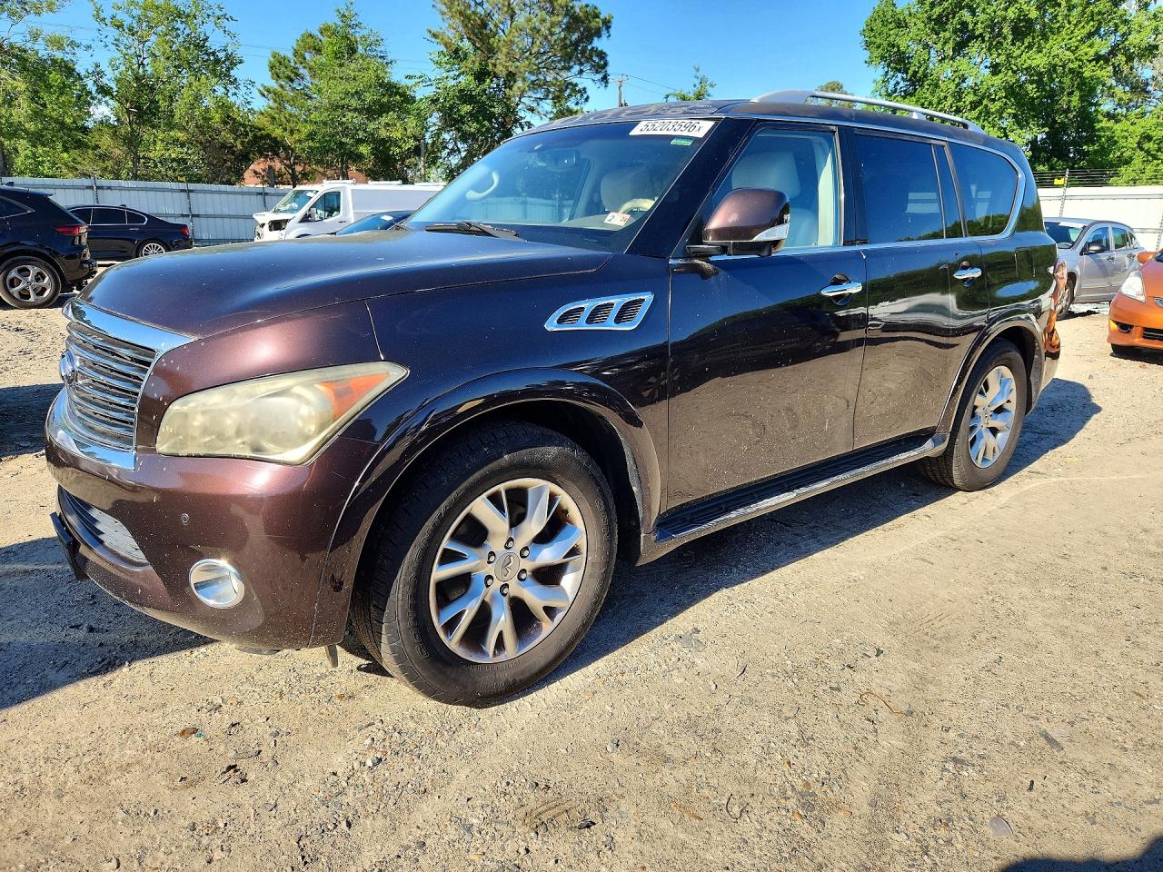 Salvage INFINITI Qx Image