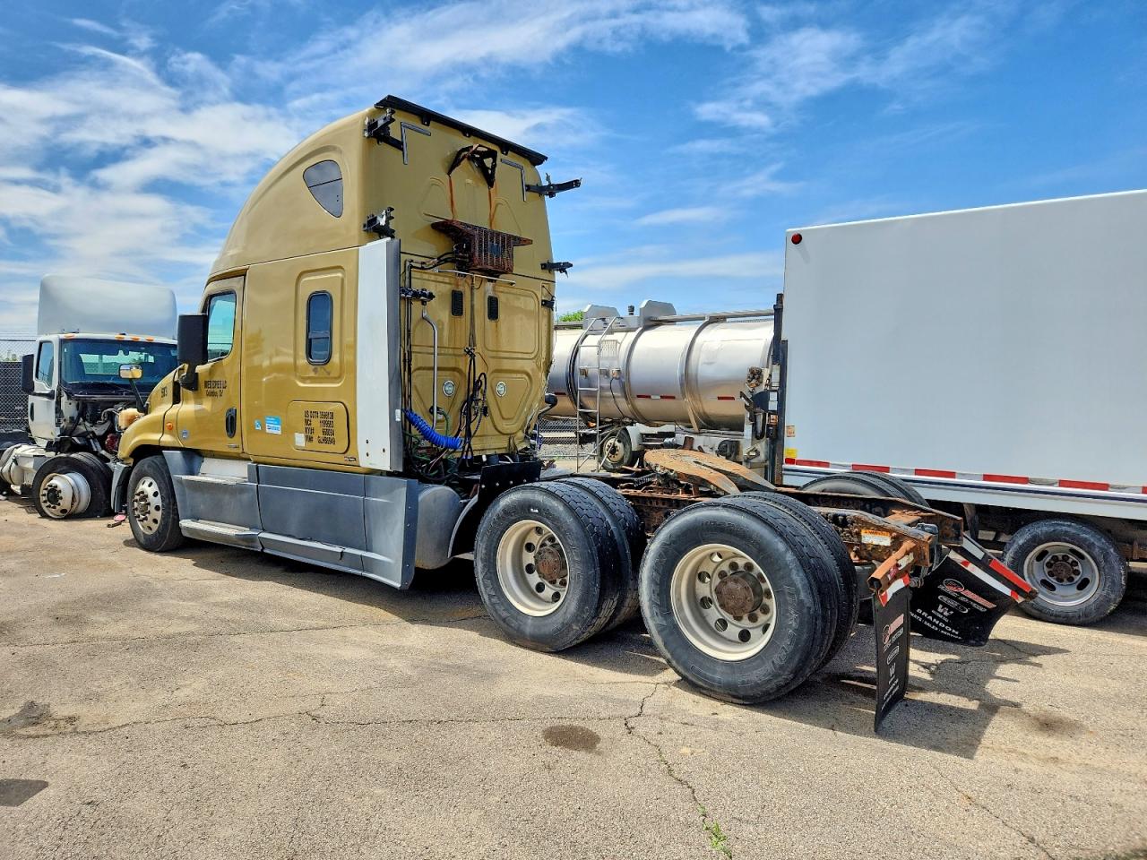 Freightliner Cascadia 125