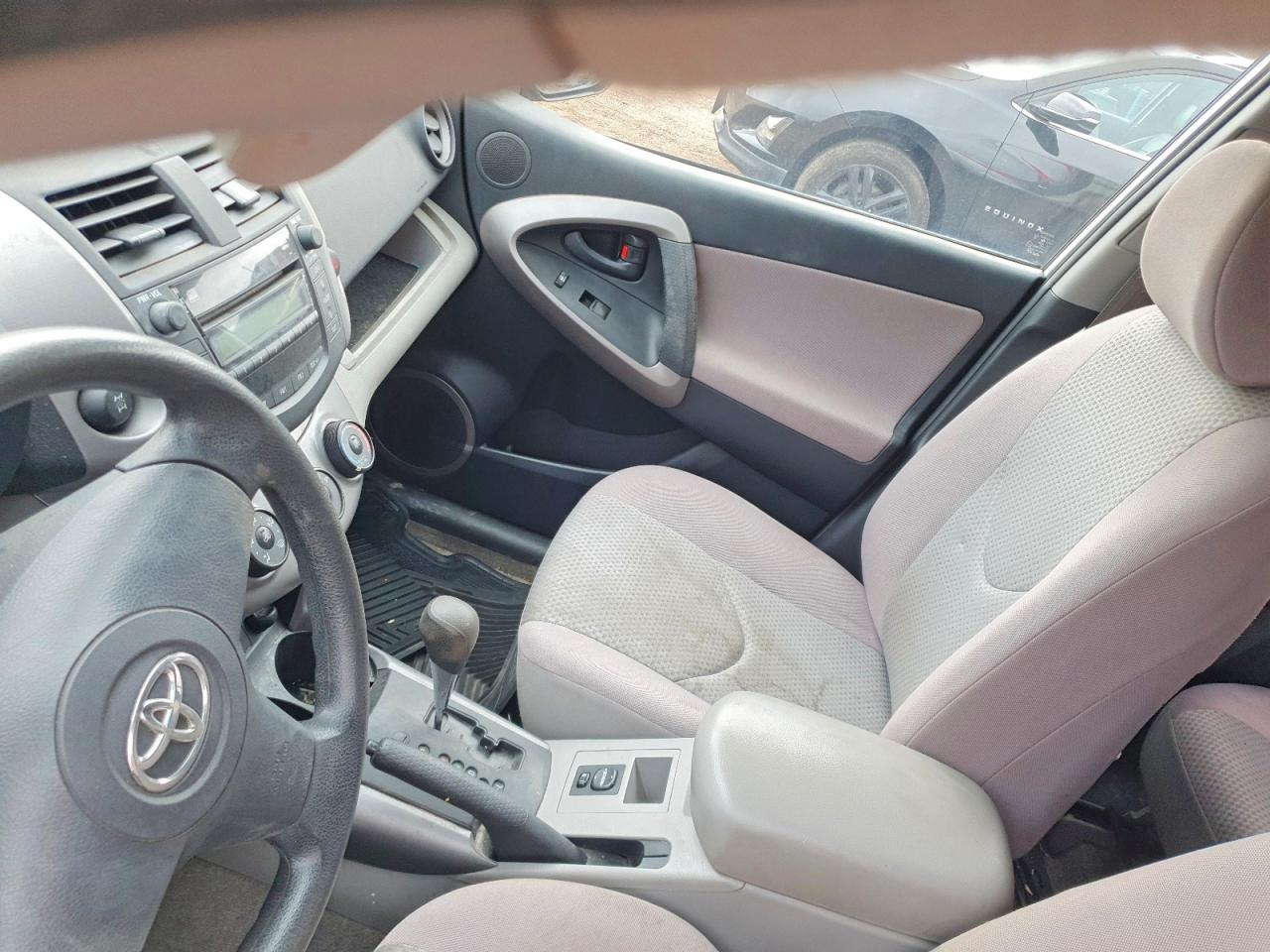 Toyota RAV4 Base