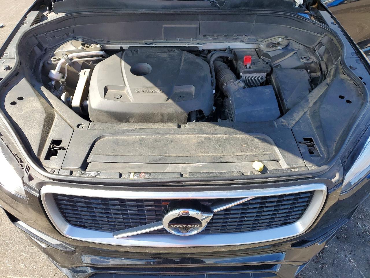 Volvo XC90 T6 R-design