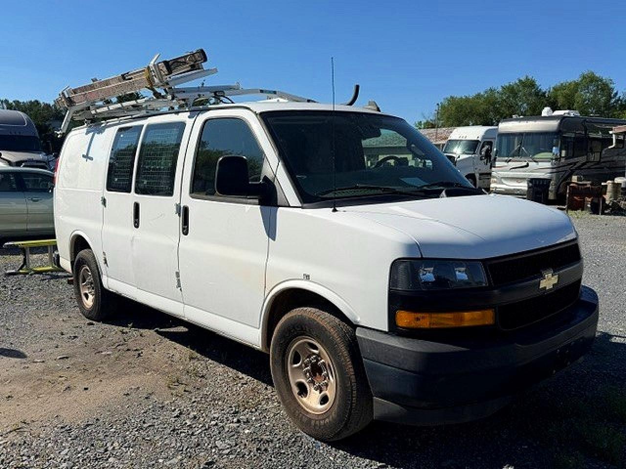 Salvage Chevrolet Express Image