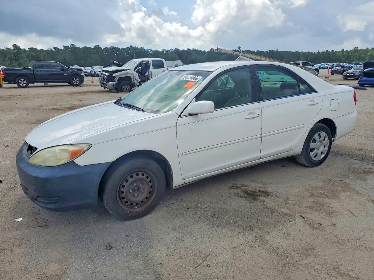 Salvage Toyota Camry Image