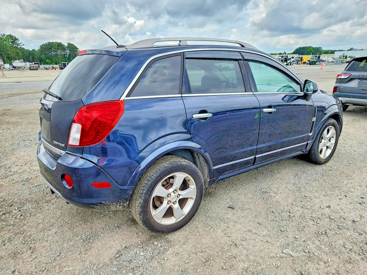 Chevrolet Captiva Lt