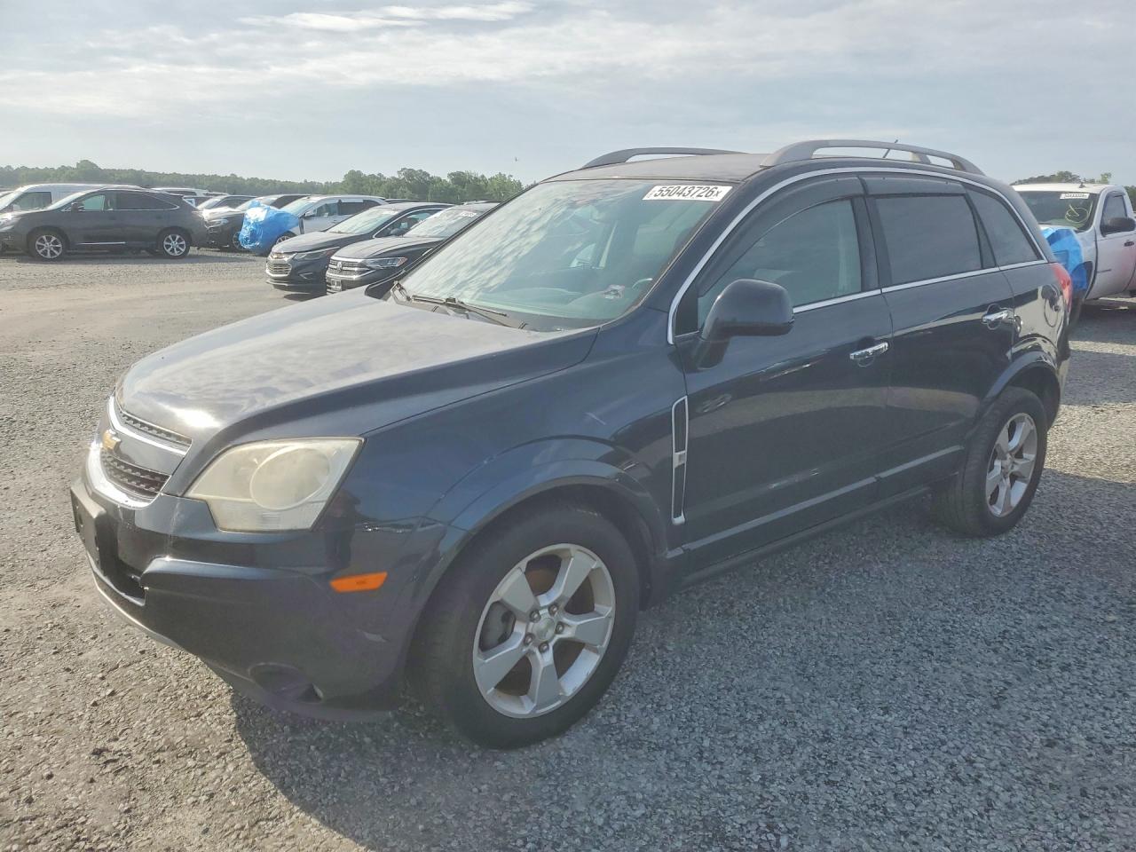 Salvage Chevrolet Captiva Image