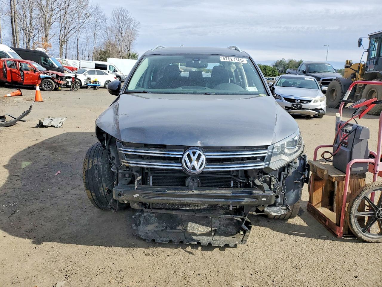 Volkswagen Tiguan S