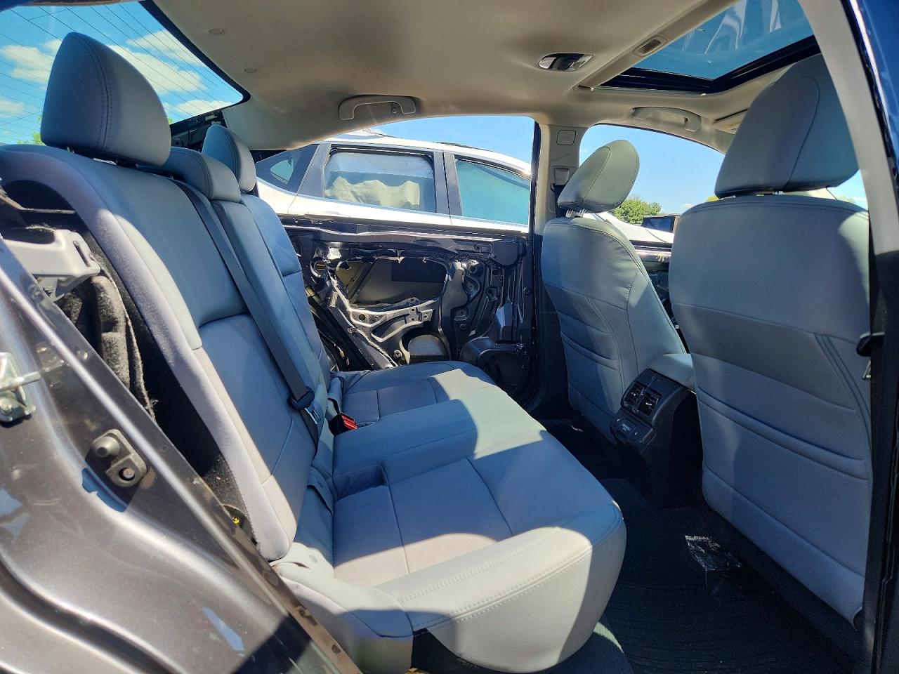 Subaru Legacy 2.5i Limited