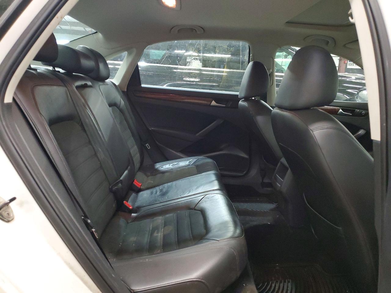 Volkswagen Passat Sel