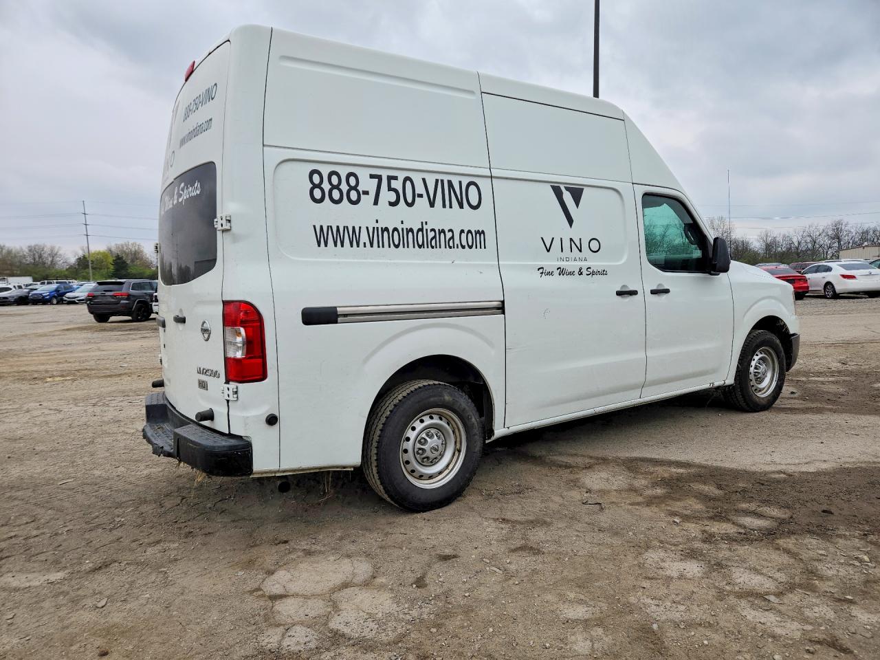 Nissan Nv