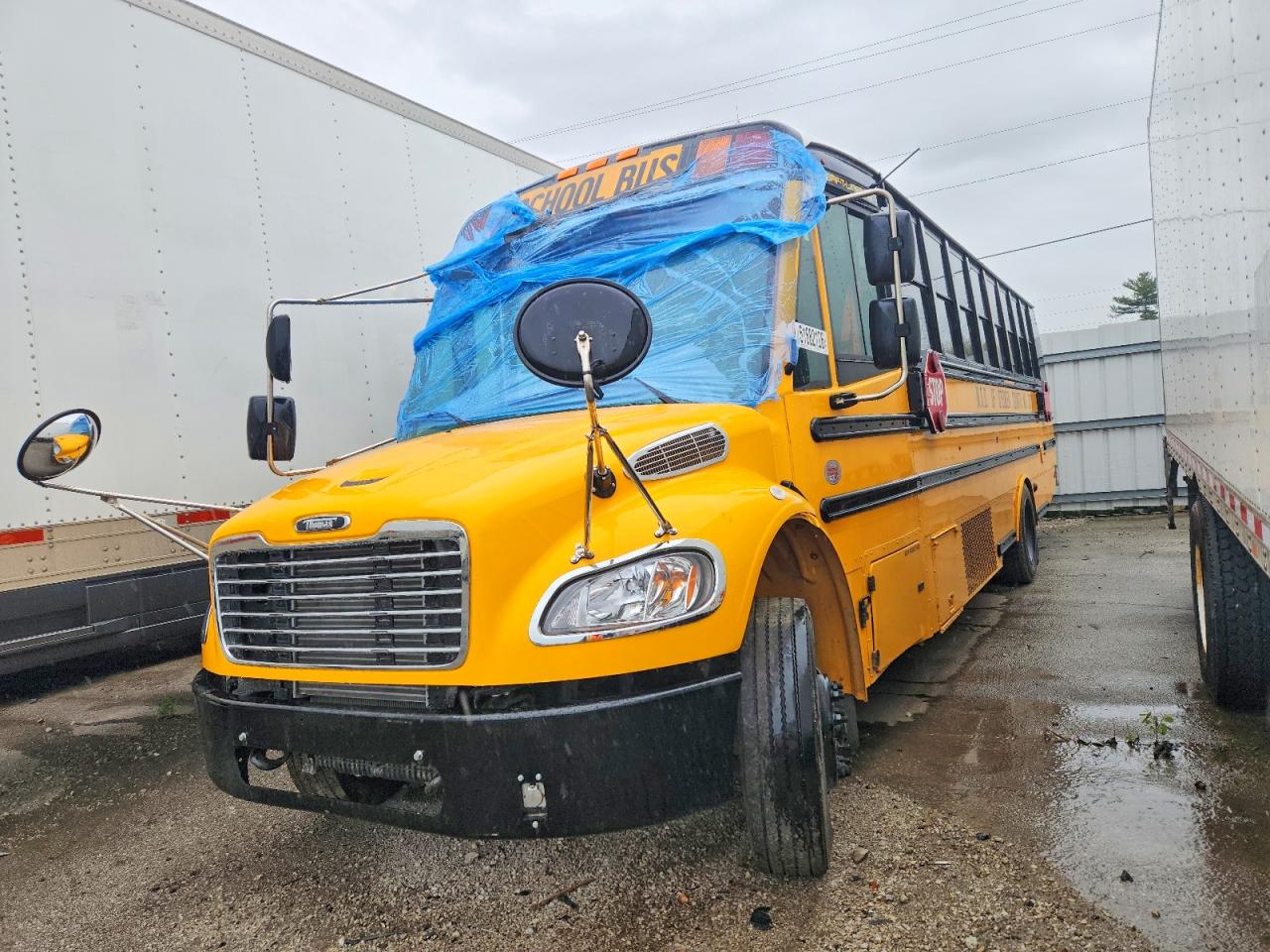 Freightliner Chassis B2b