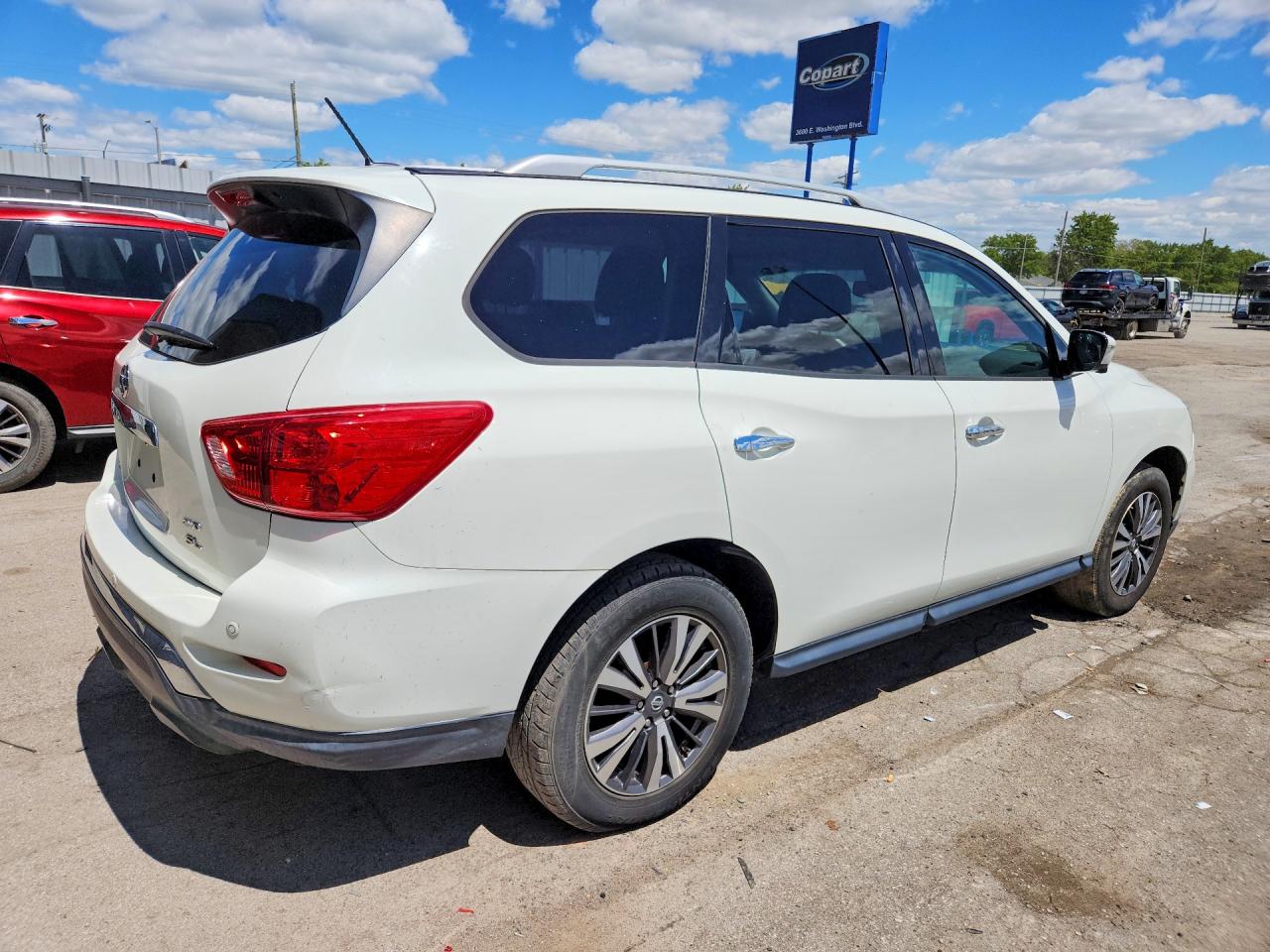 Nissan Pathfinder Sl