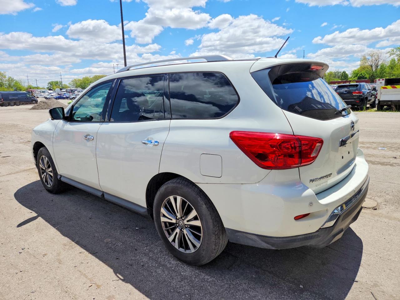 Nissan Pathfinder Sl