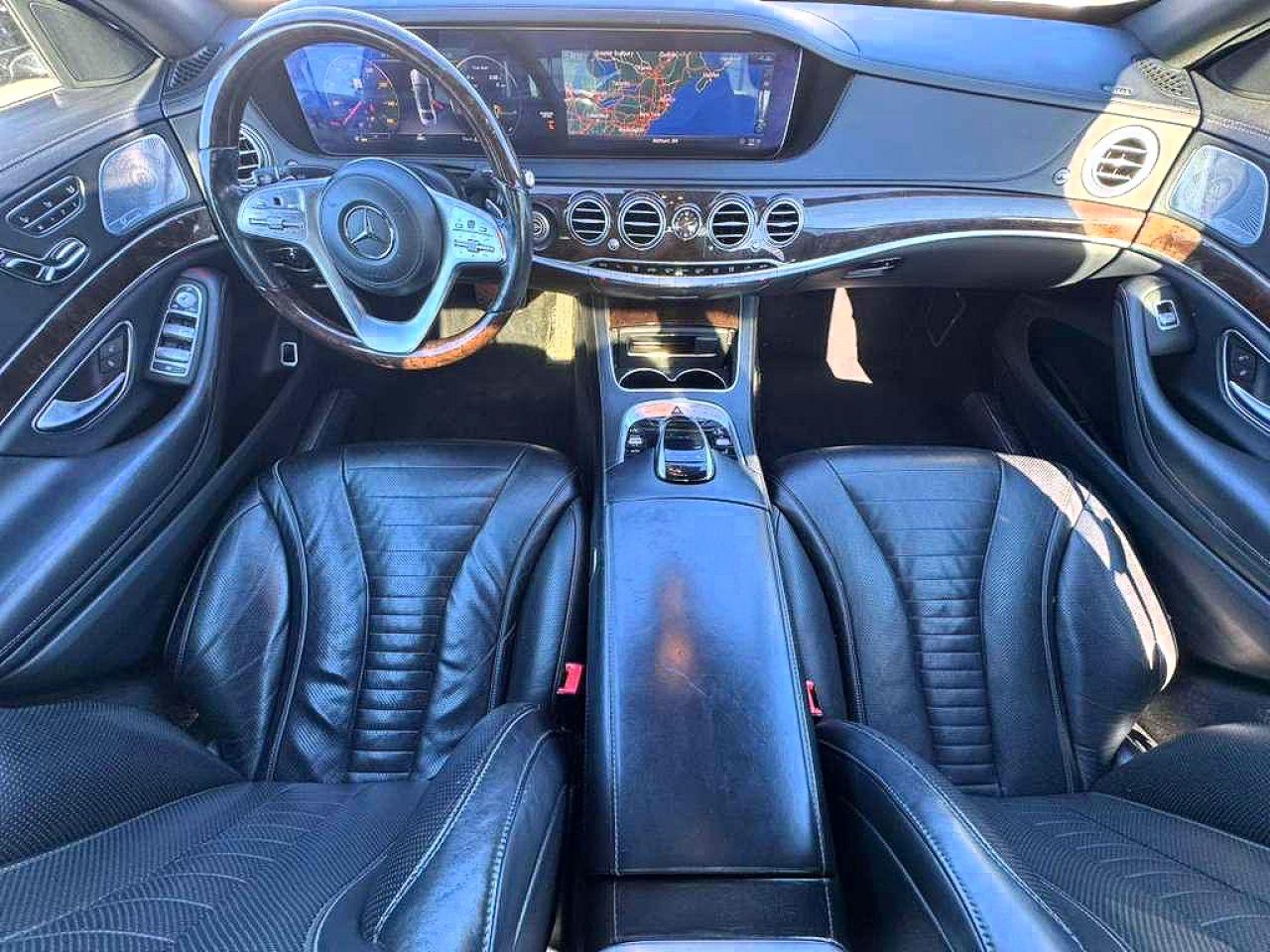 Mercedes-Benz S-Class 560 4matic