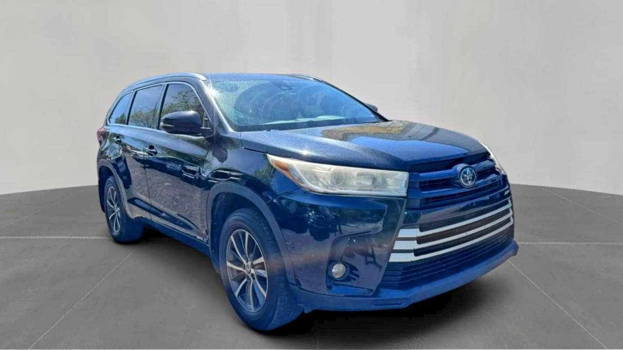 2017 Toyota Highlander 5TDJGRFH3HS******