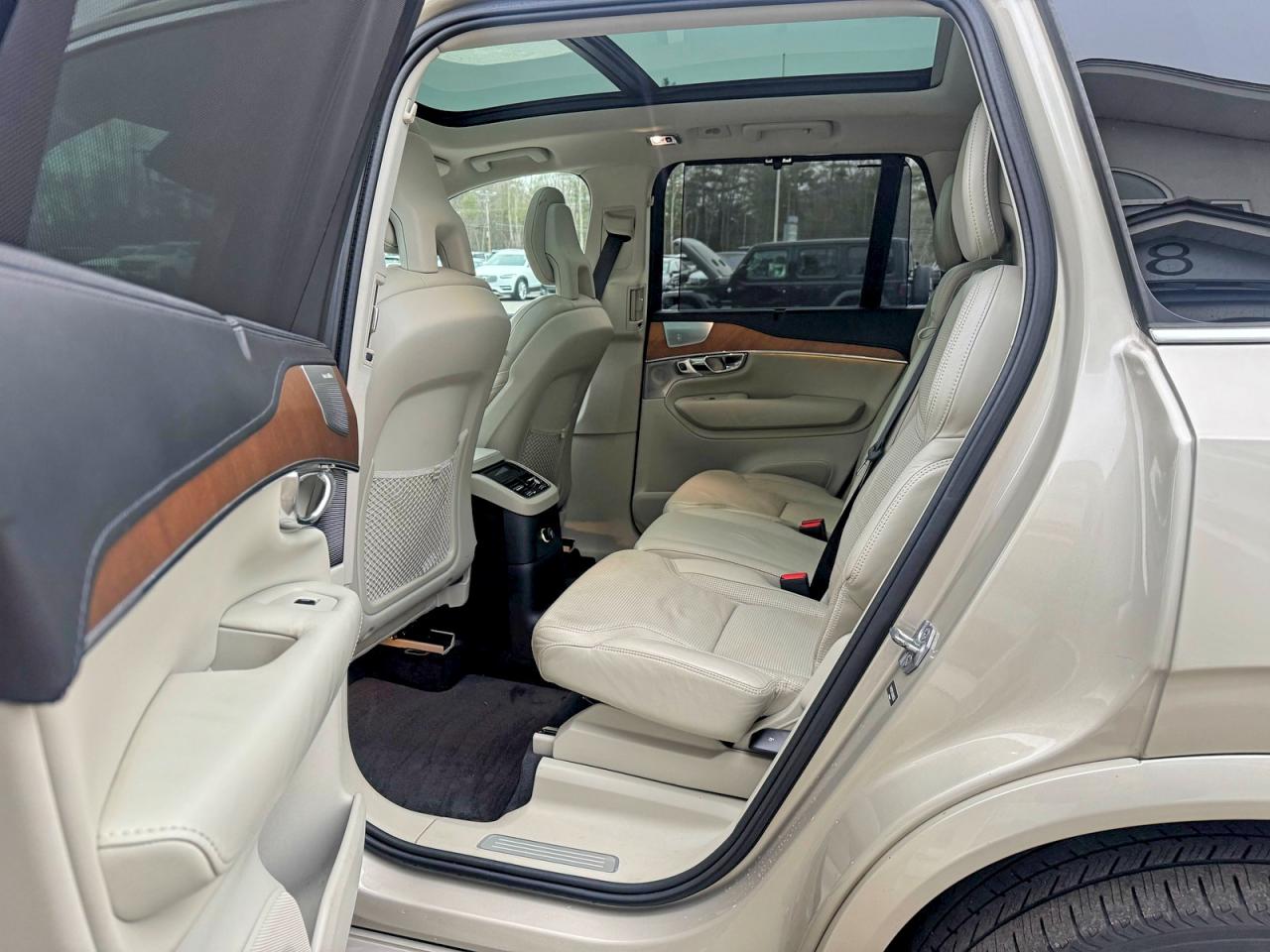 Volvo XC90 T8