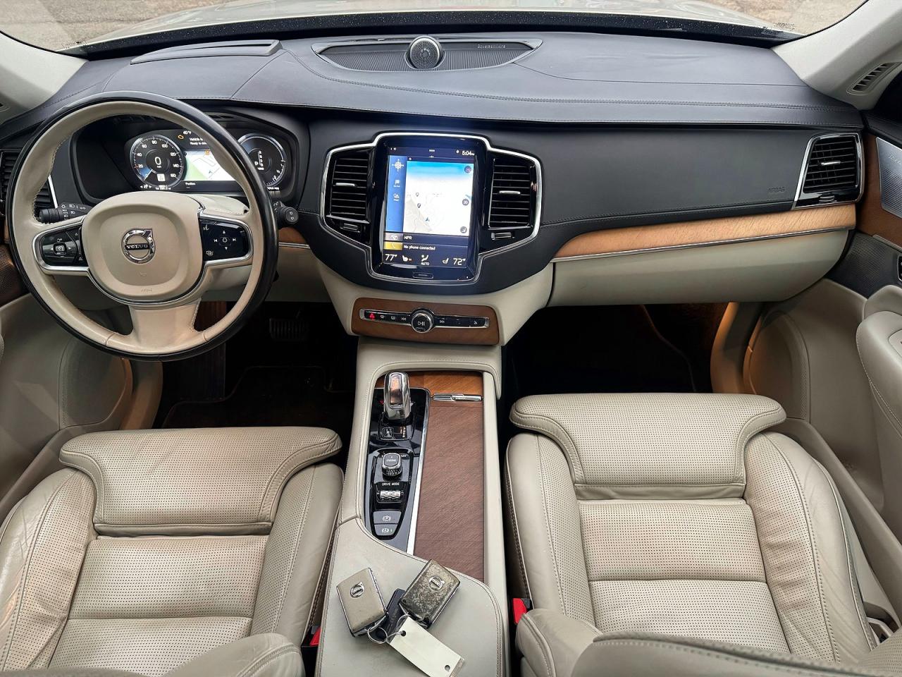 Volvo XC90 T8