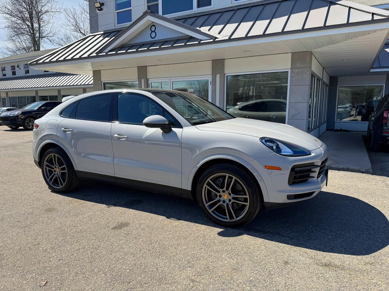 Salvage Porsche Cayenne Image