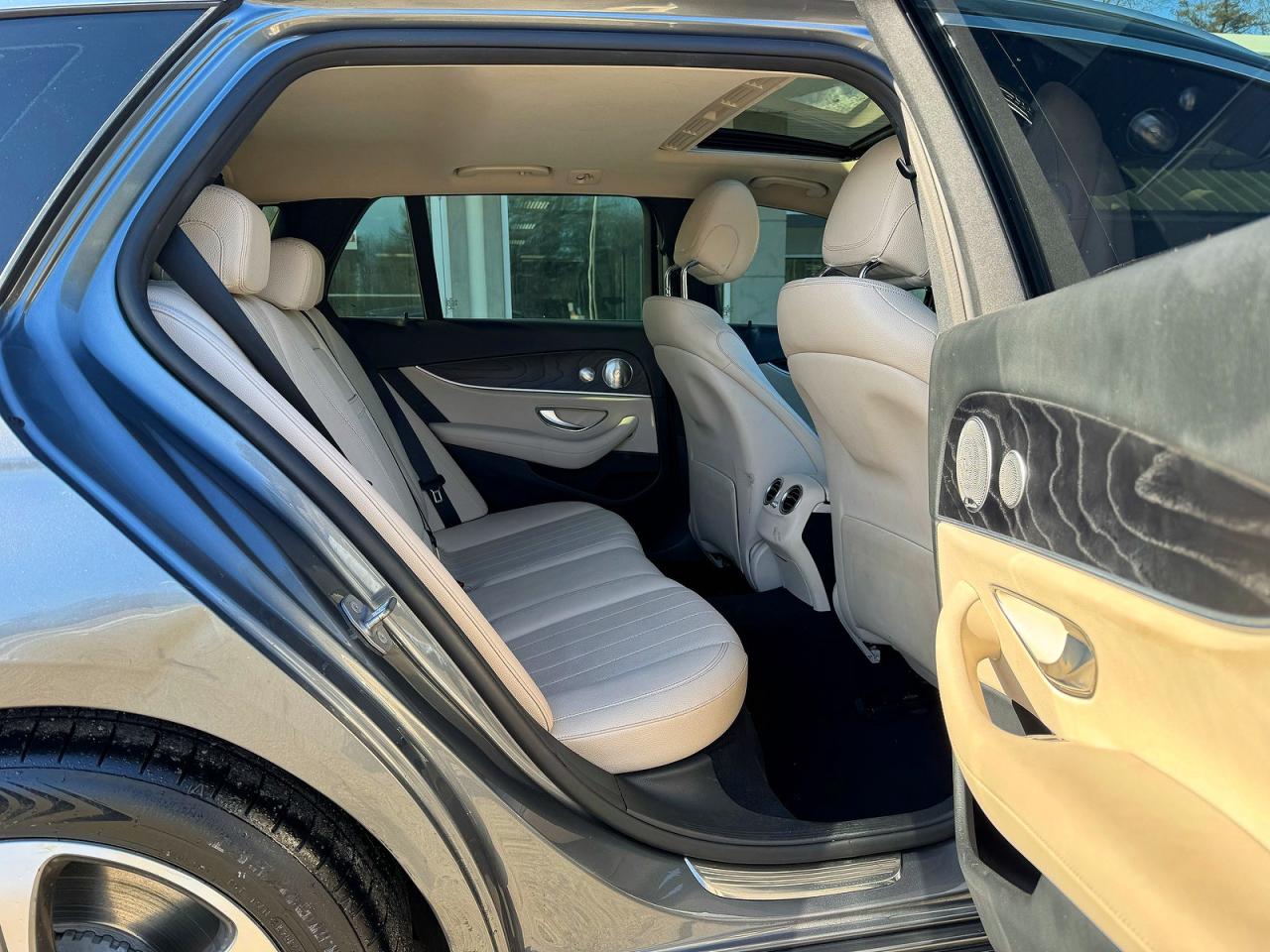 Mercedes-Benz E-Class 400 4matic