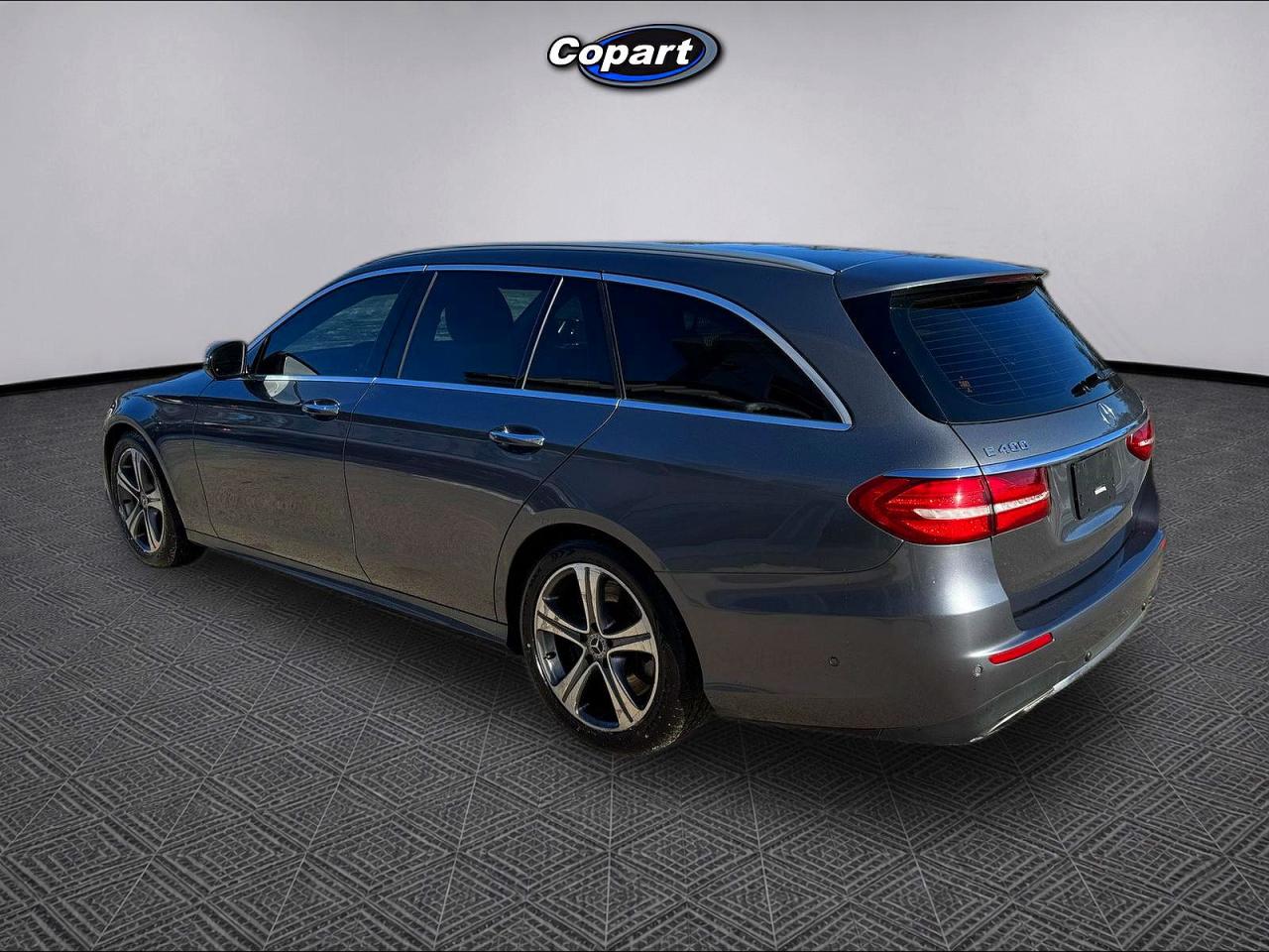 Mercedes-Benz E-Class 400 4matic
