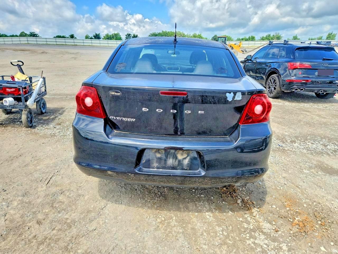 Dodge Avenger Se