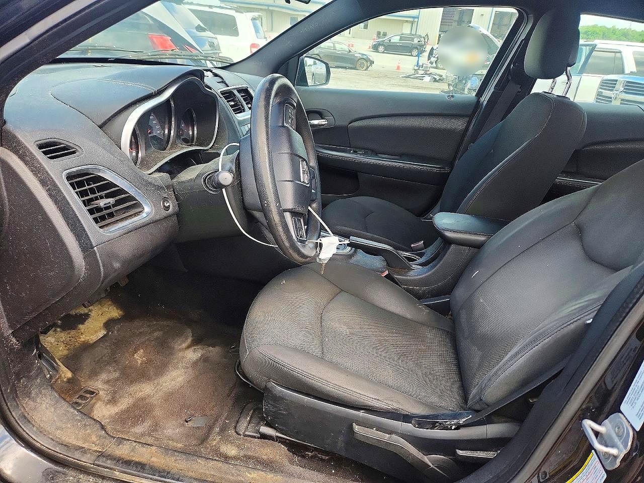 Dodge Avenger Se