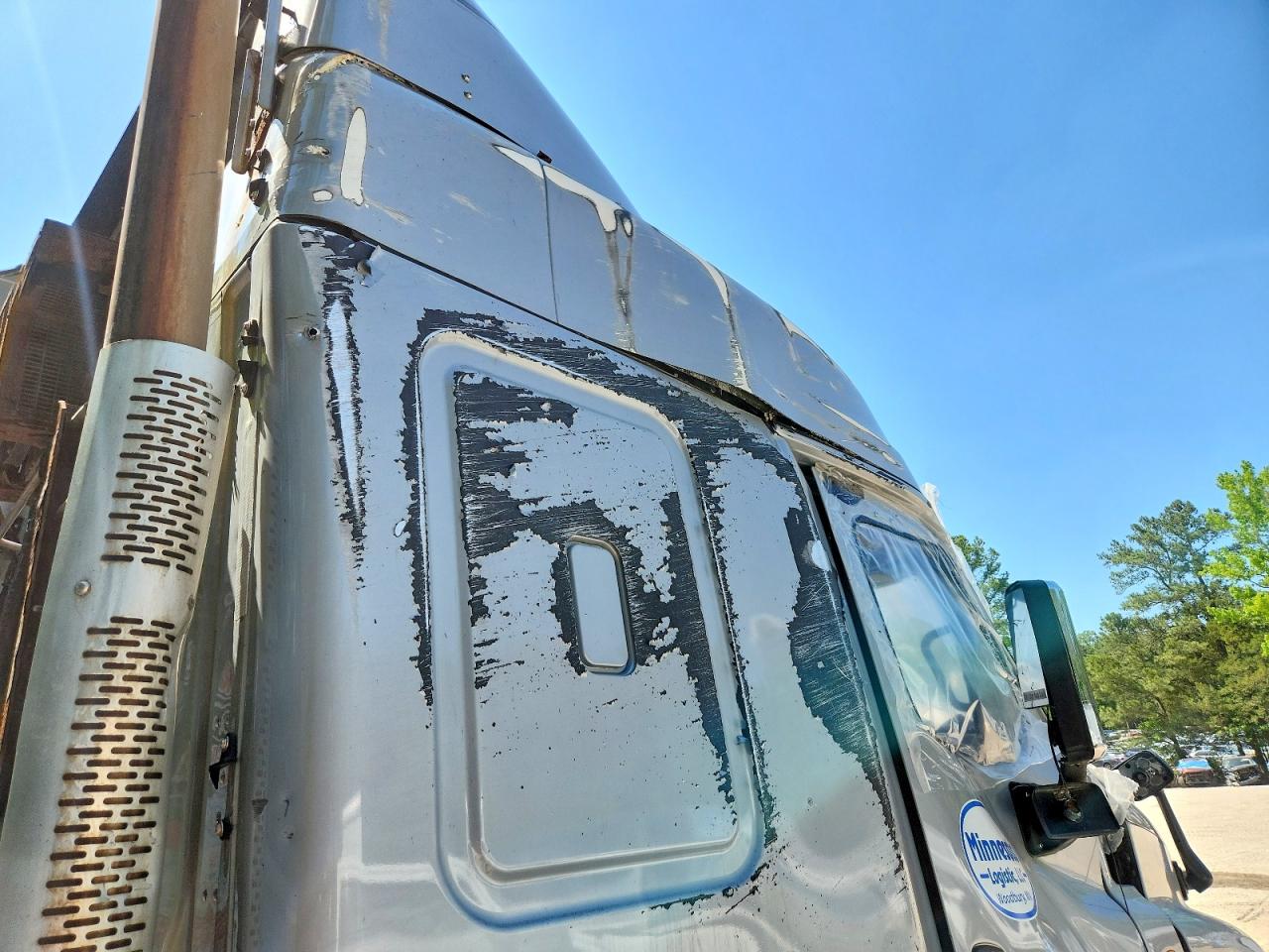 Freightliner Cascadia 125