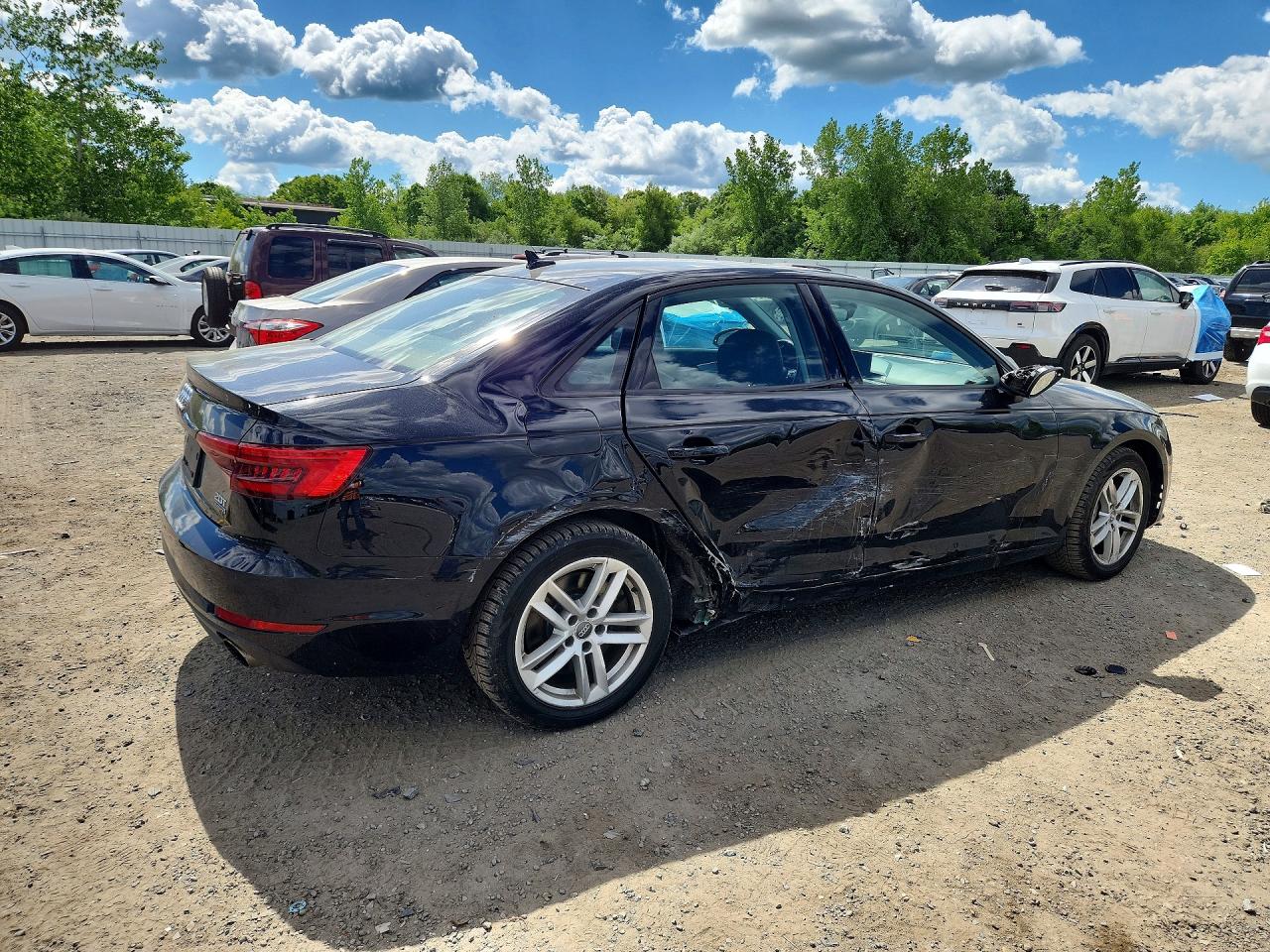 Audi A4 Premium