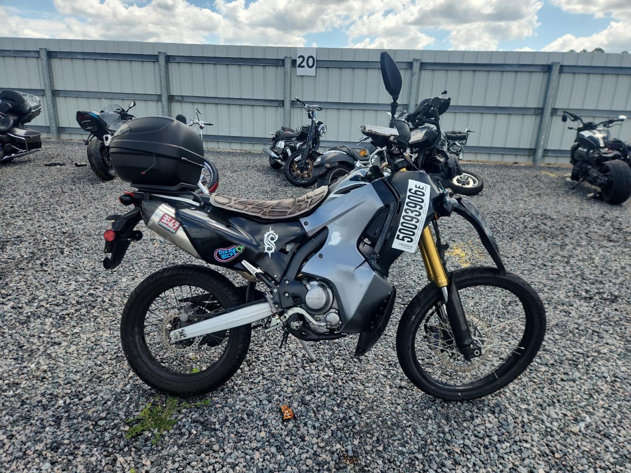 Salvage Honda Crf Cycle Image