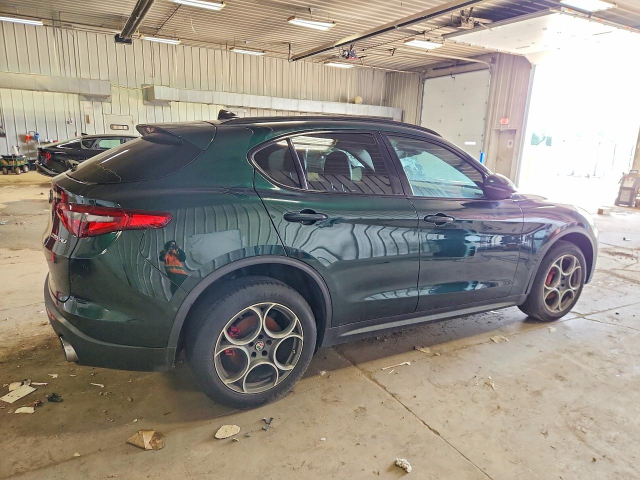Alfa Romeo Stelvio Sport
