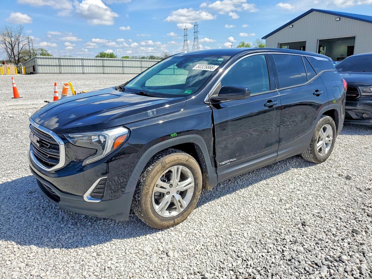 Salvage GMC Terrain Image