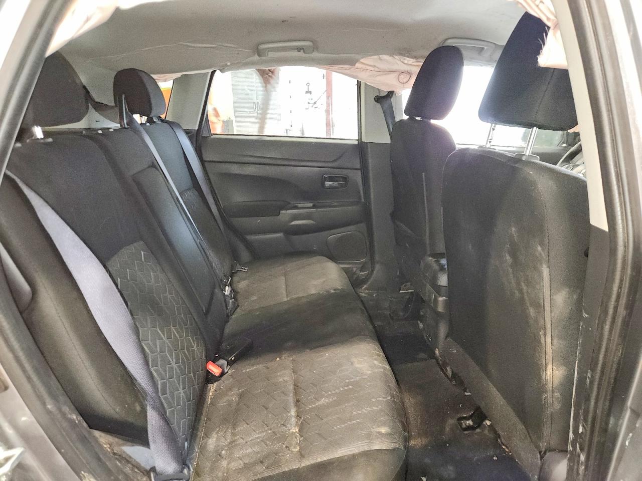 Mitsubishi Outlander S