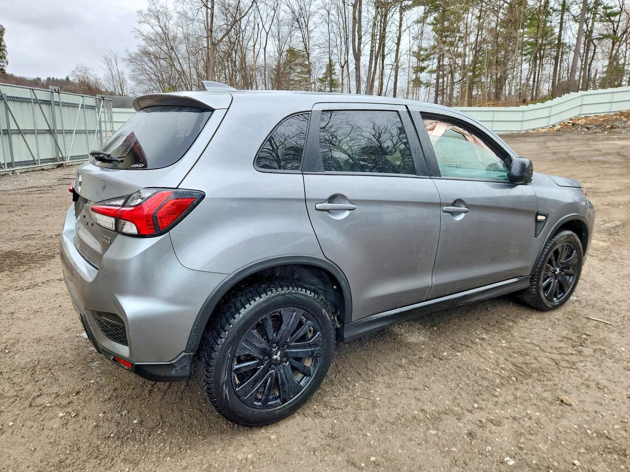 Mitsubishi Outlander S