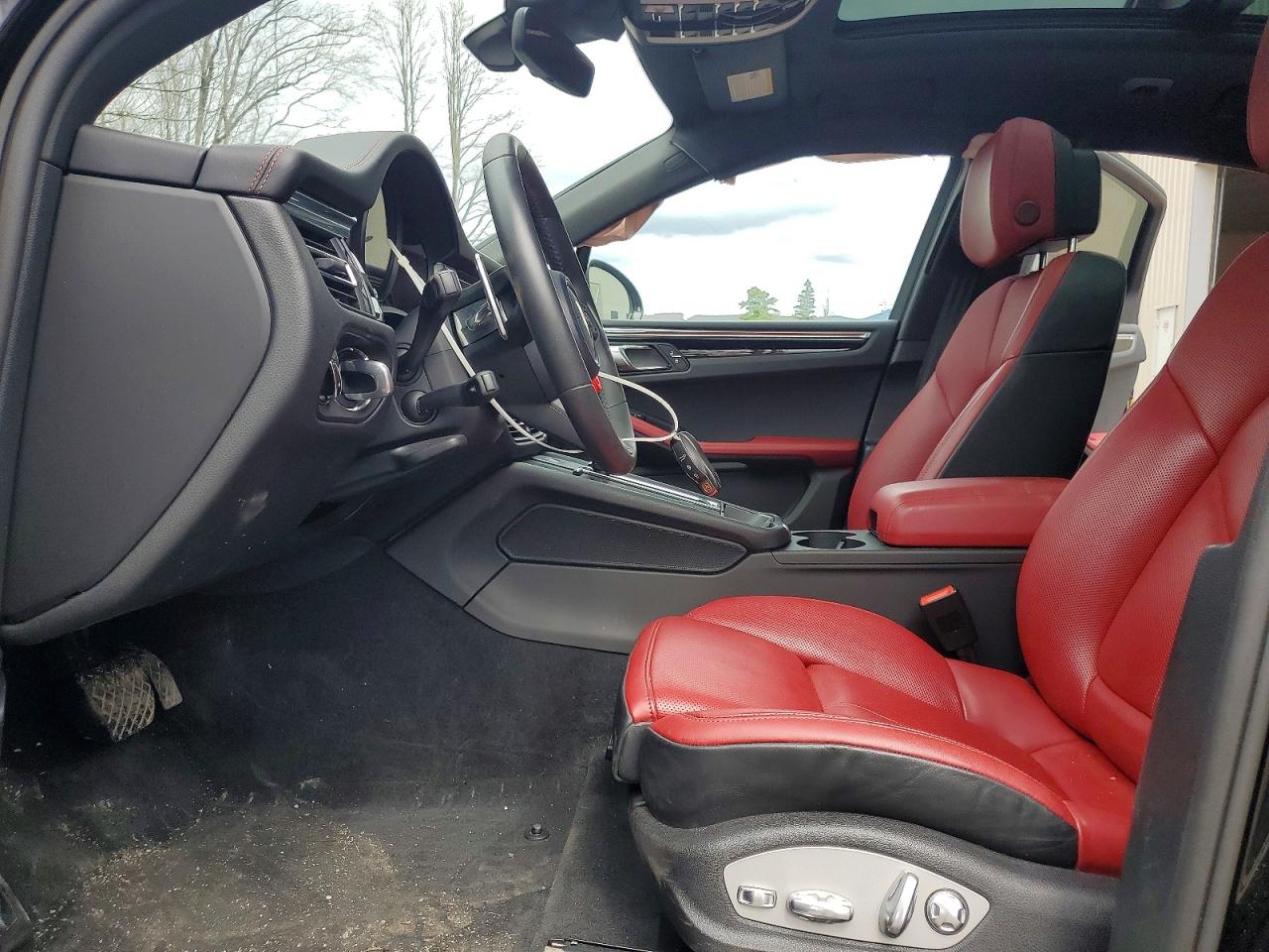 Porsche Macan S