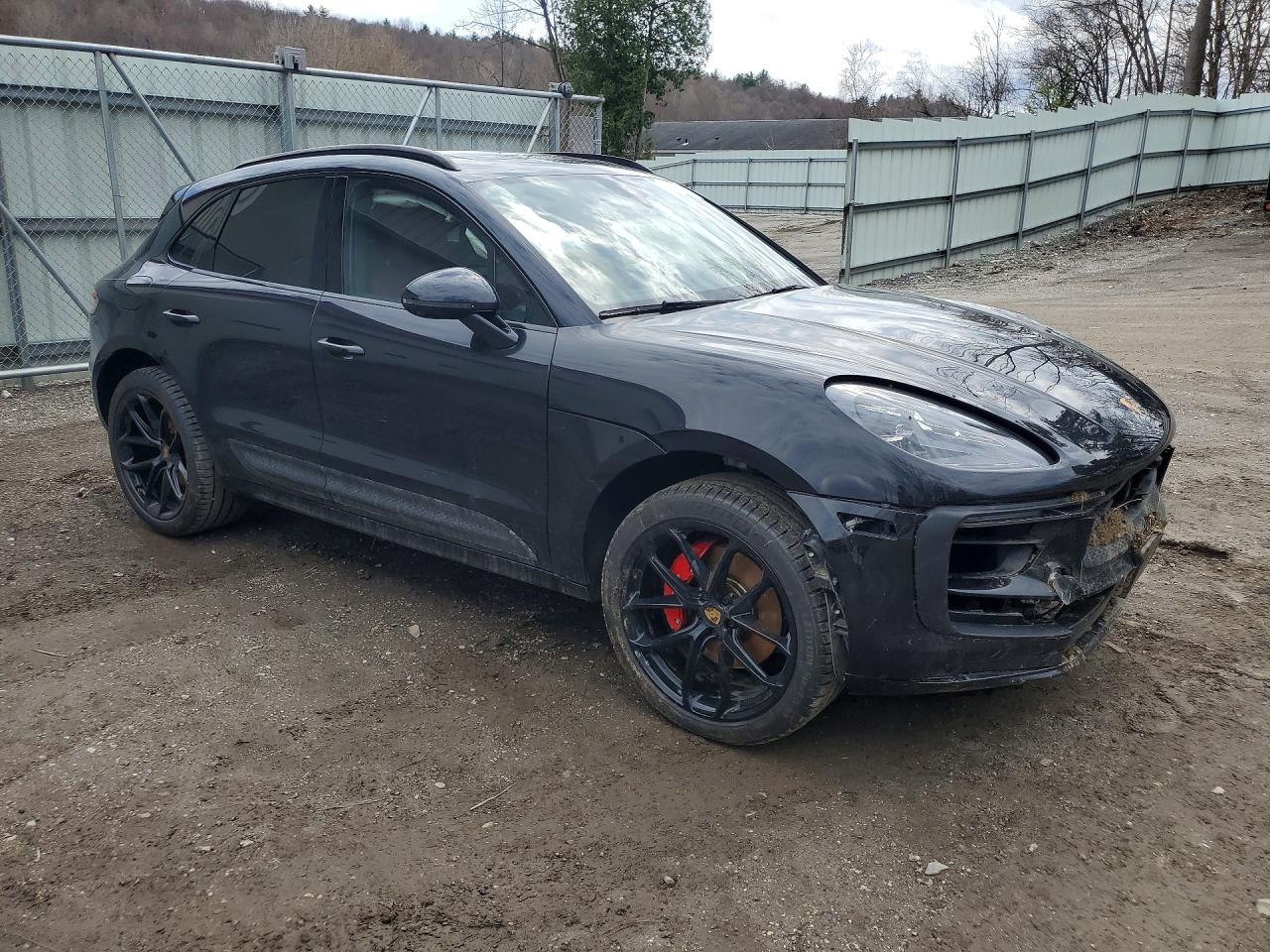Porsche Macan S