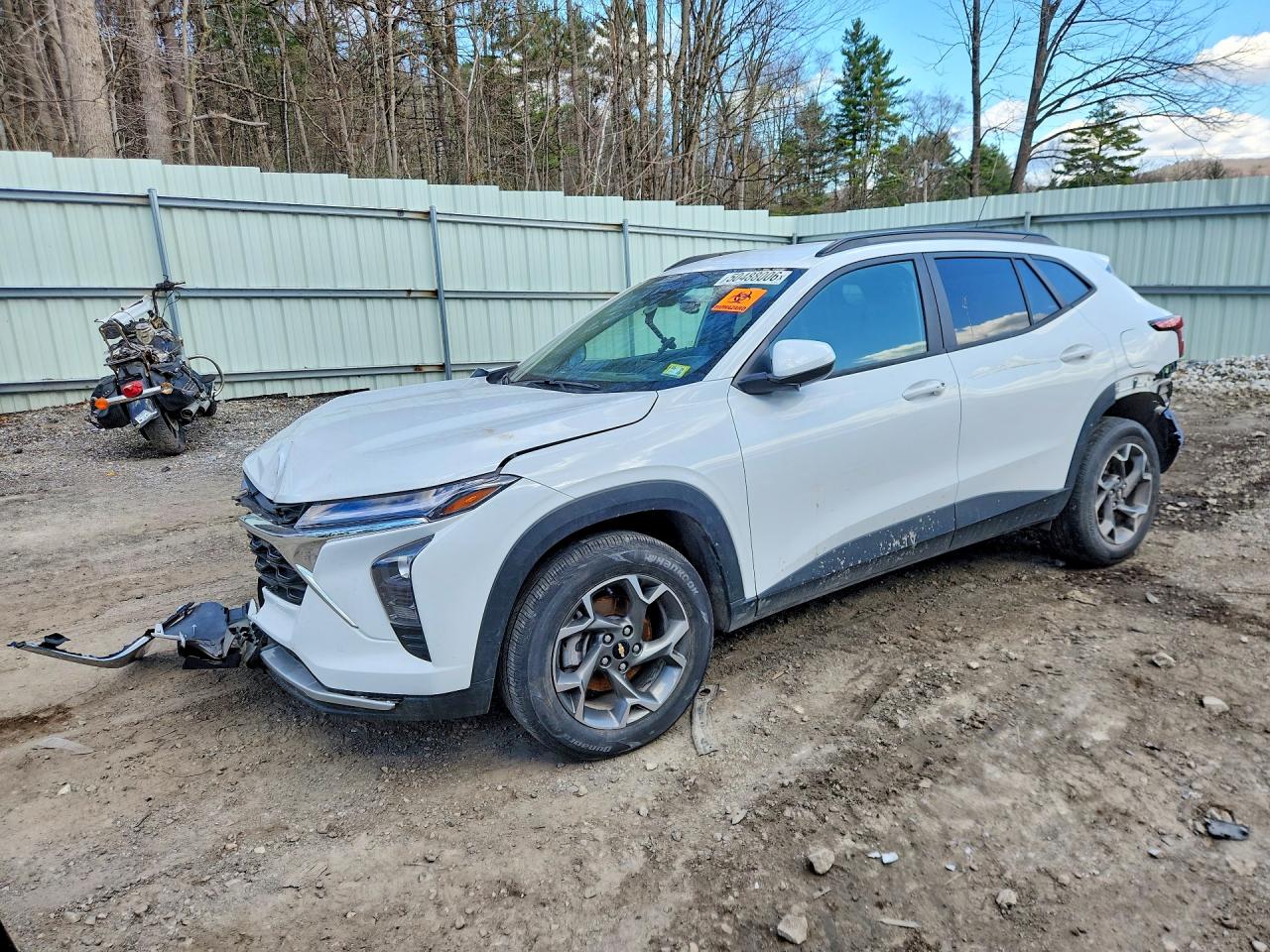 Salvage Chevrolet Trax Image