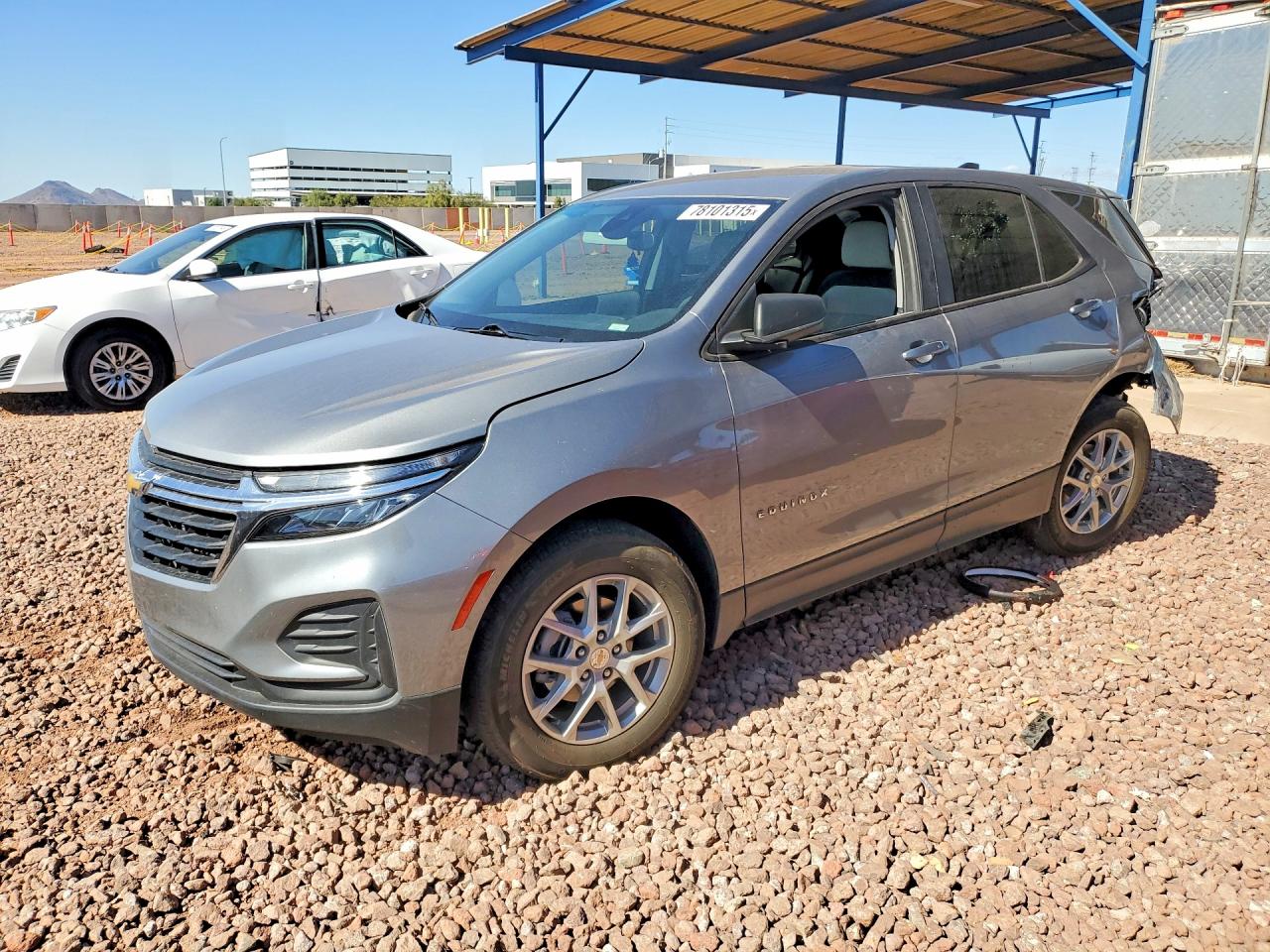 Salvage Chevrolet Equinox Image