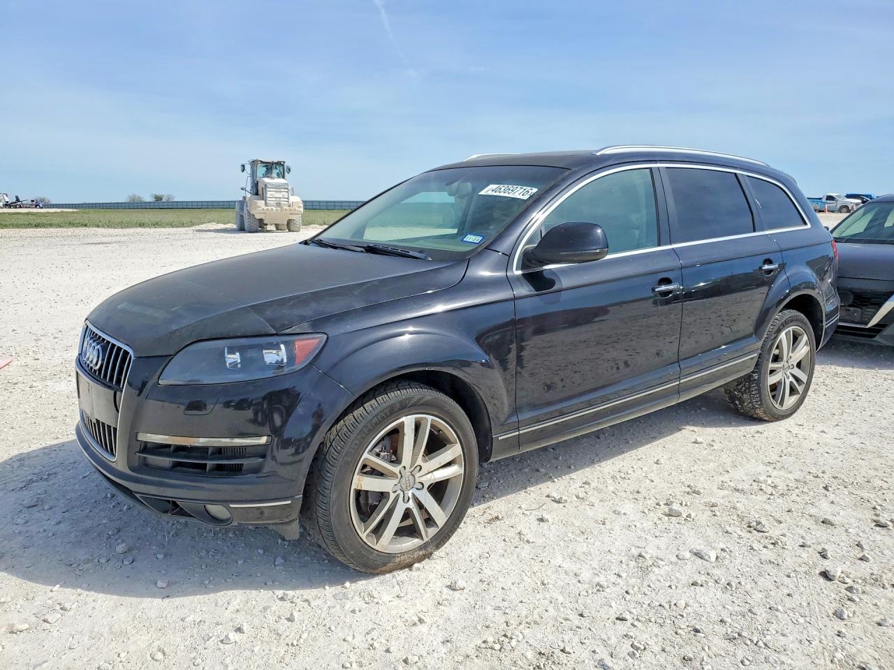 Salvage Audi Q7 Image