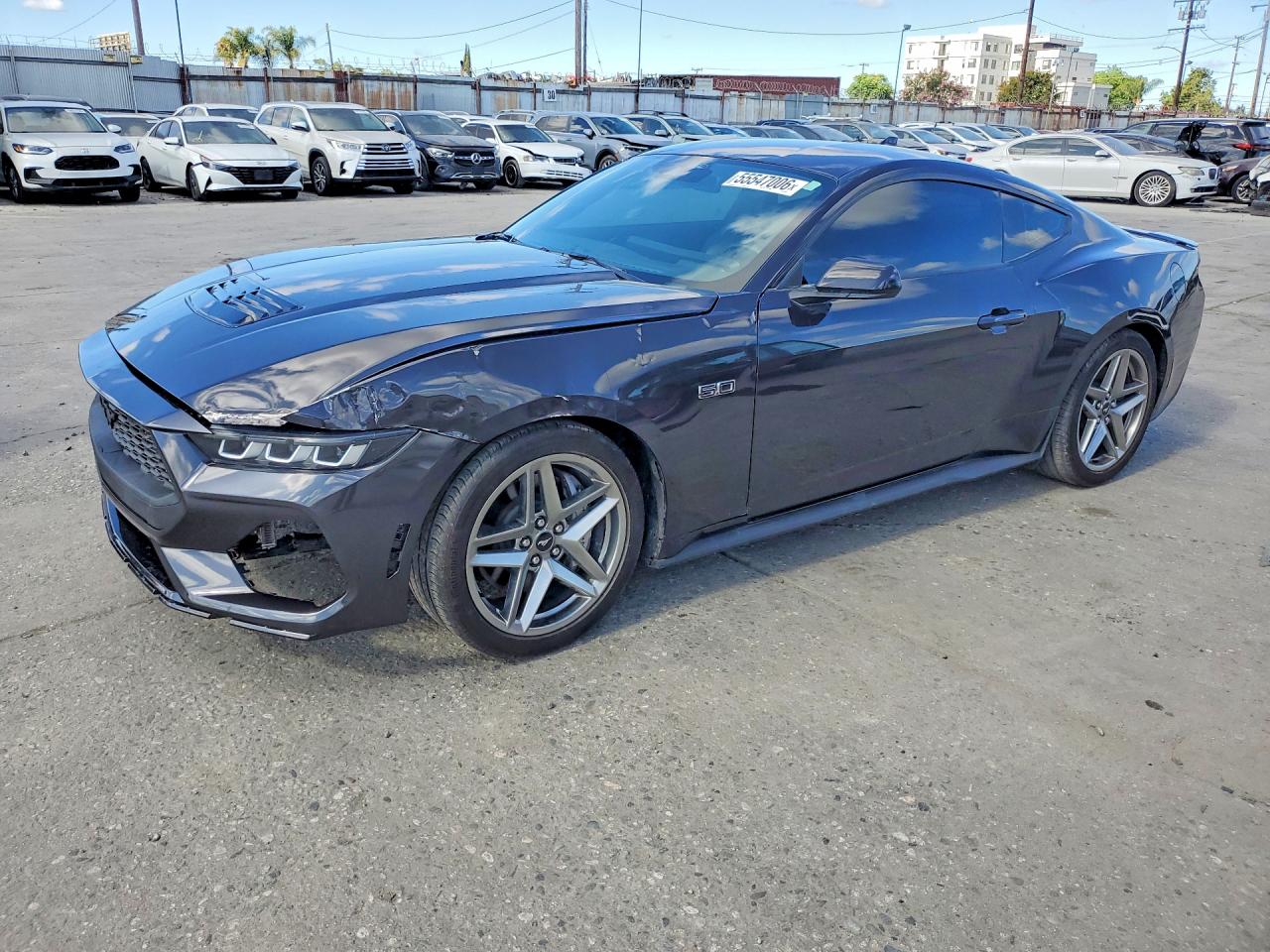 Salvage Ford Mustang Image