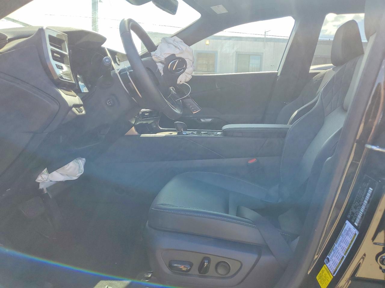 Lexus RX Base