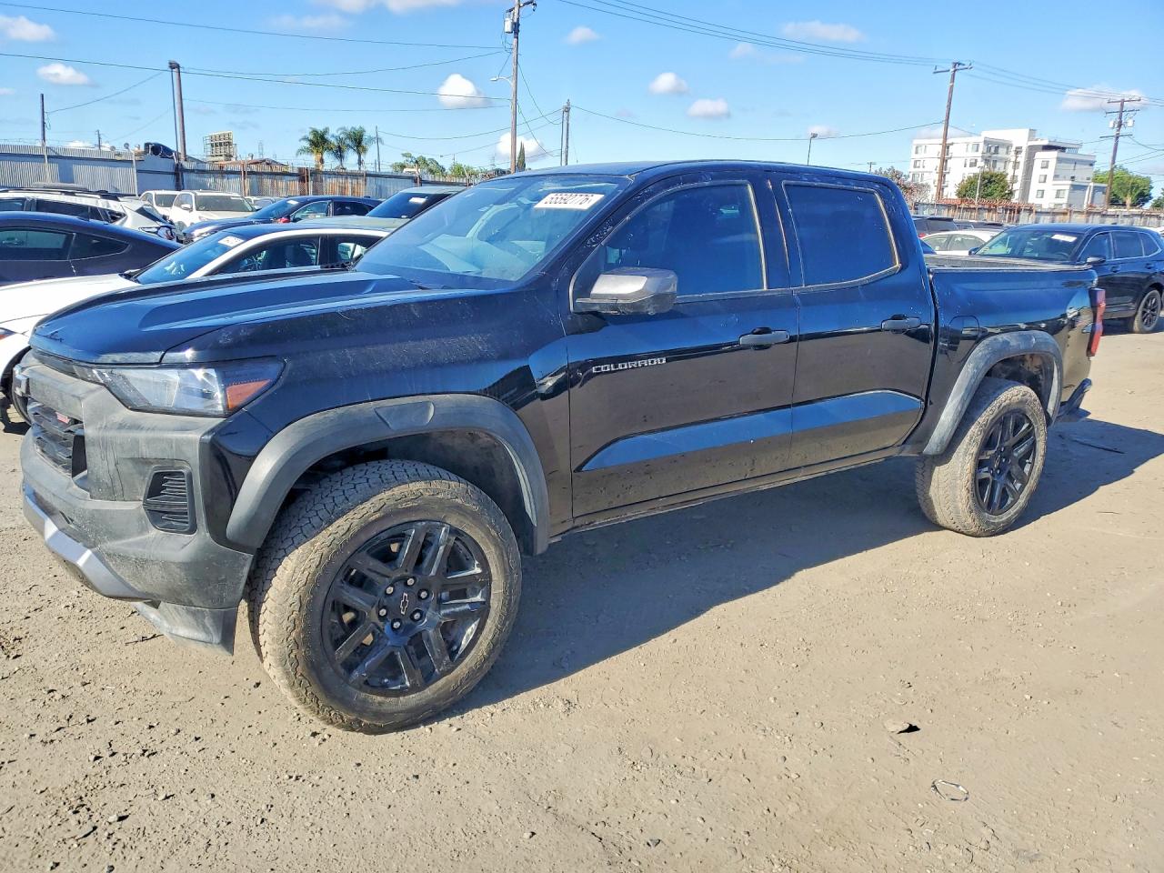 Salvage Chevrolet Colorado Image