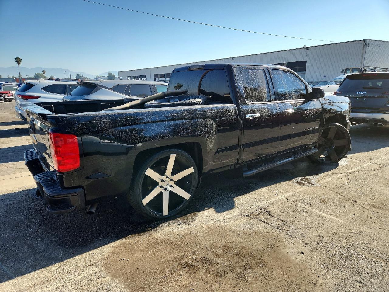 Chevrolet Silverado C1500 Custom