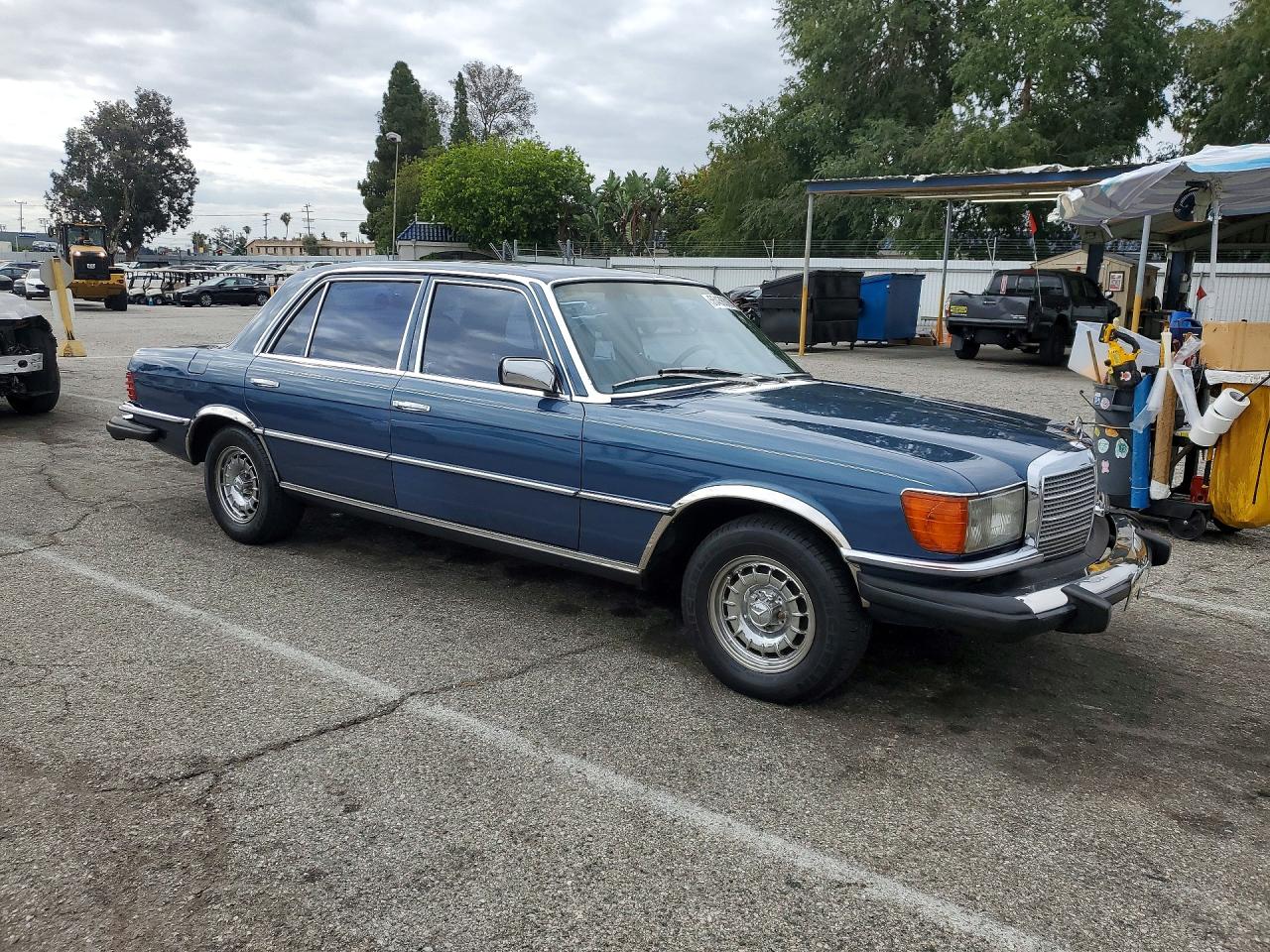 Mercedes-Benz 450-class