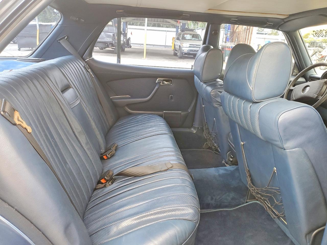 Mercedes-Benz 450-class