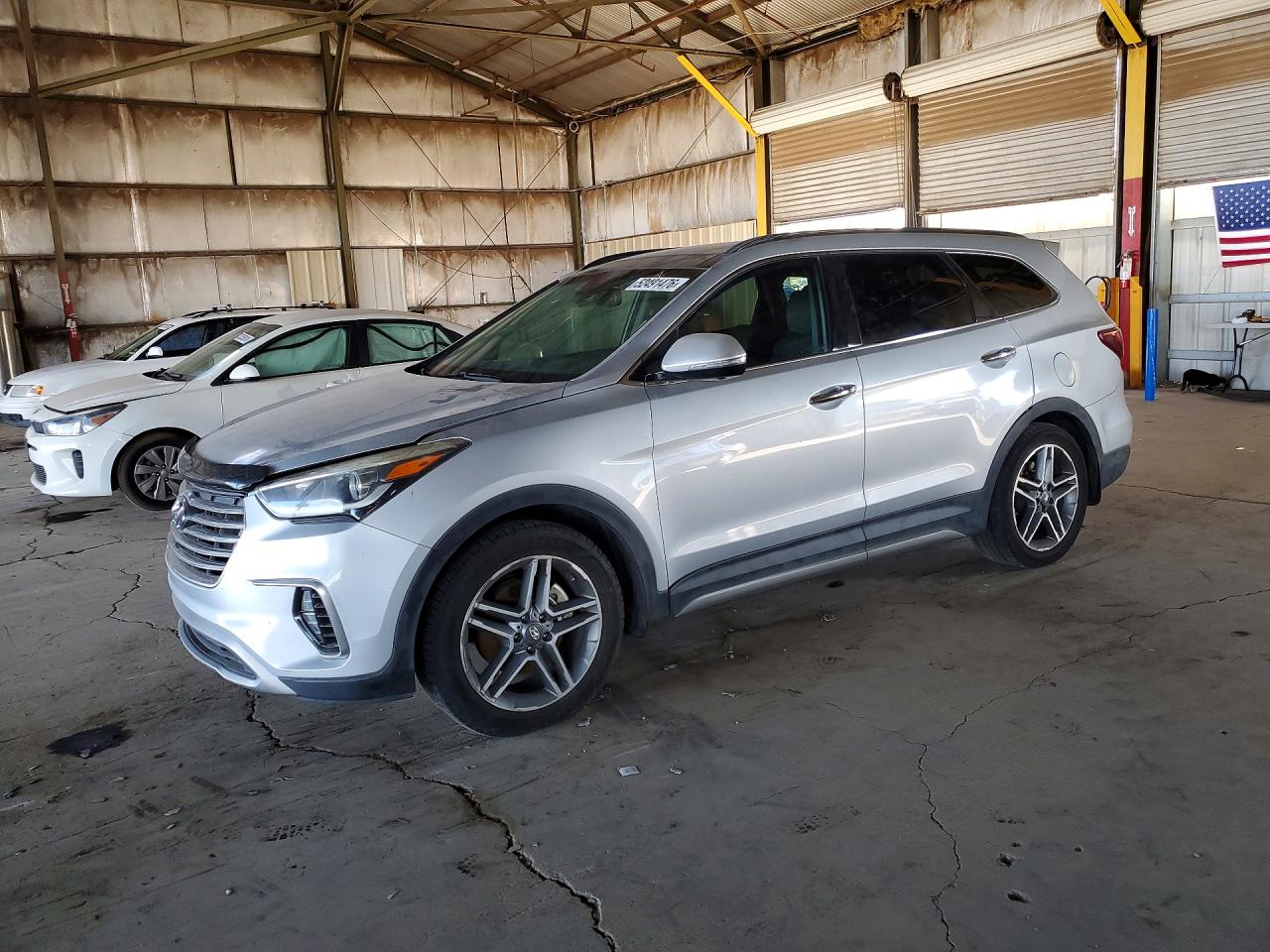 Salvage Hyundai SANTA FE Image