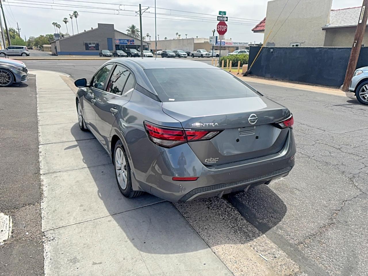 Nissan Sentra S