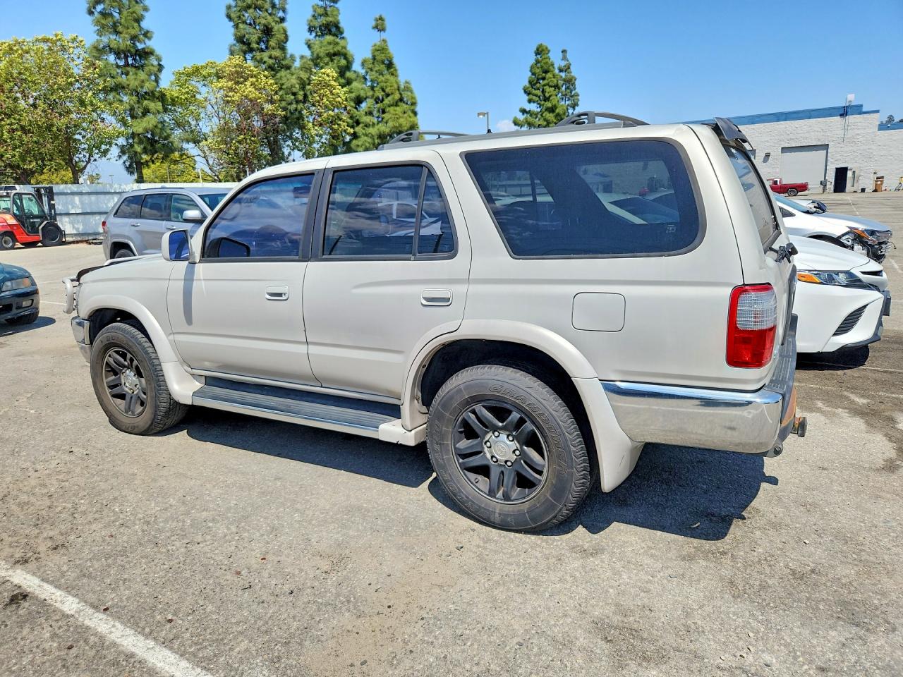 Toyota 4Runner Sr5