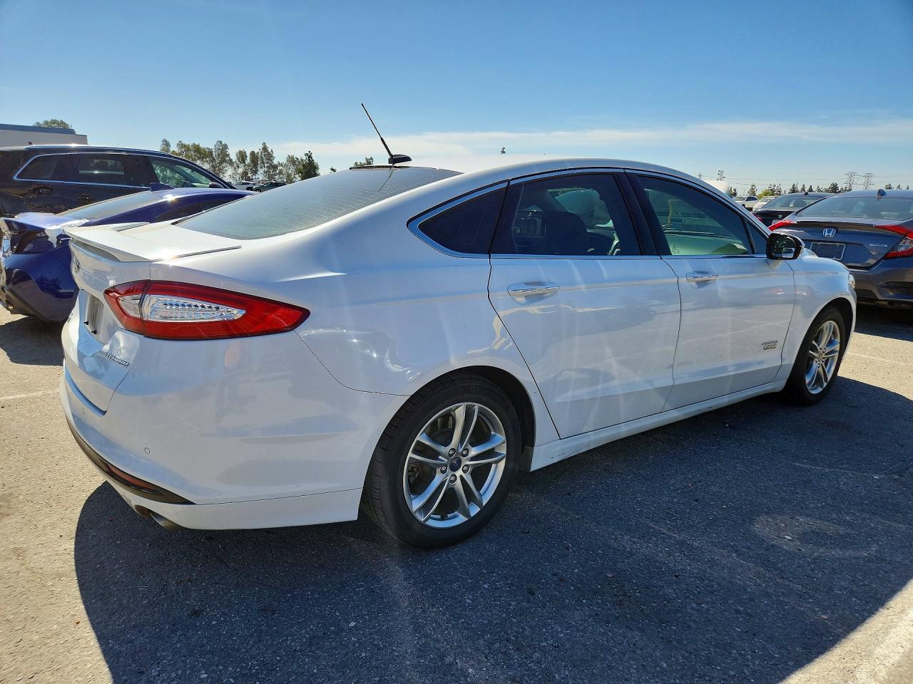Ford Fusion Titanium Phev